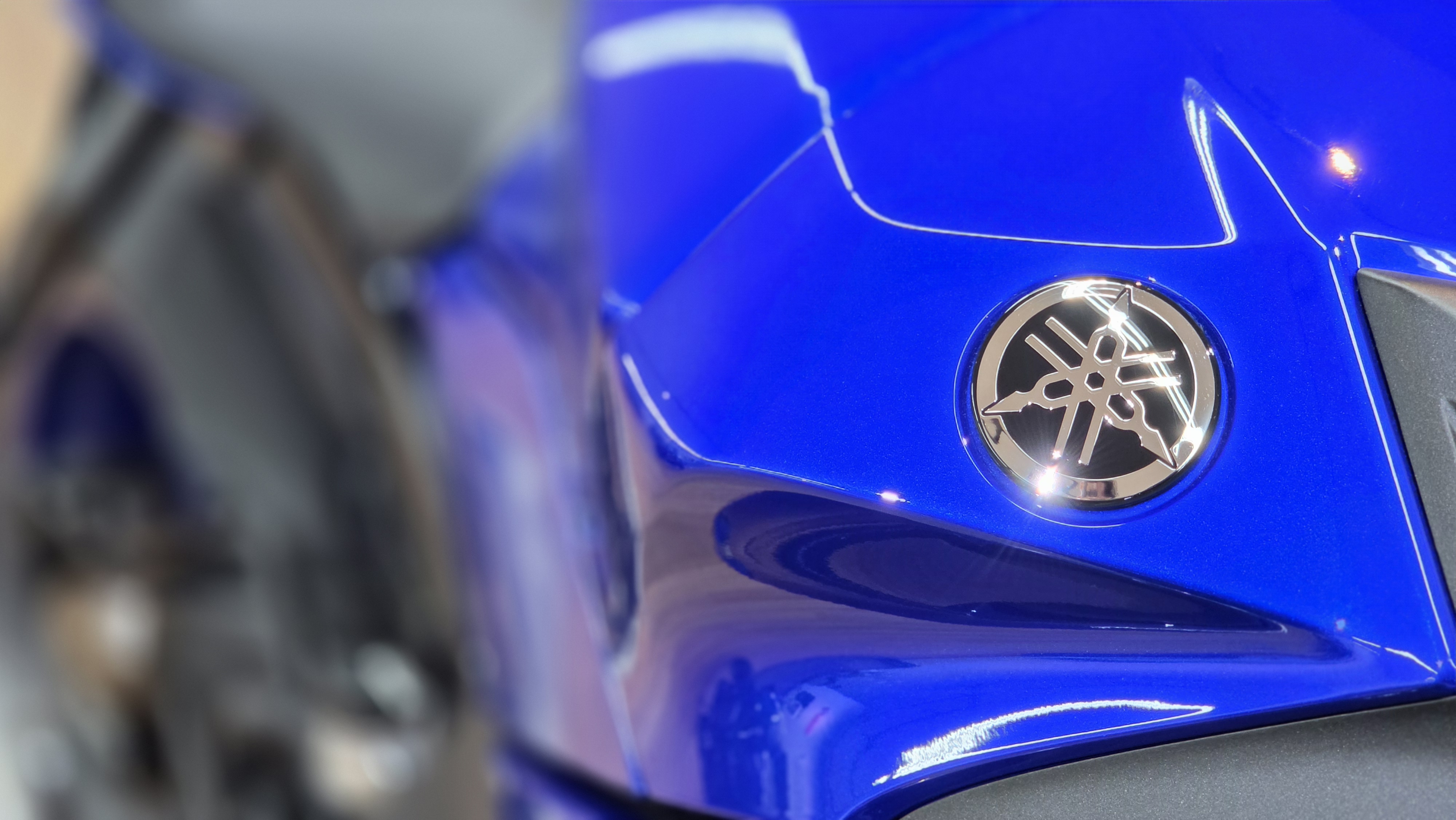 YZF-R1　展示在庫車ございます！【1台】